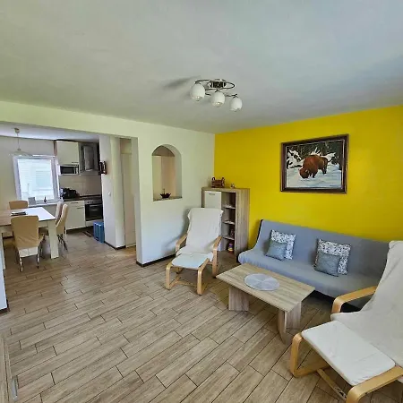 Apartment Loginn Vic